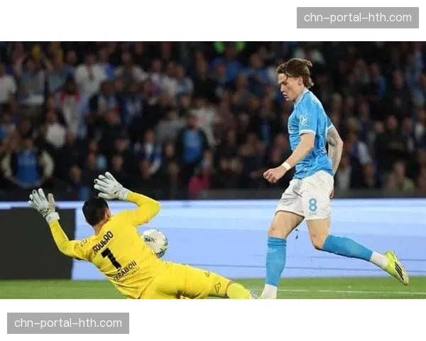 那不勒斯主场4-0横扫克雷莫内塞，麦克托米奈、德布吕纳与阿利森先后破门